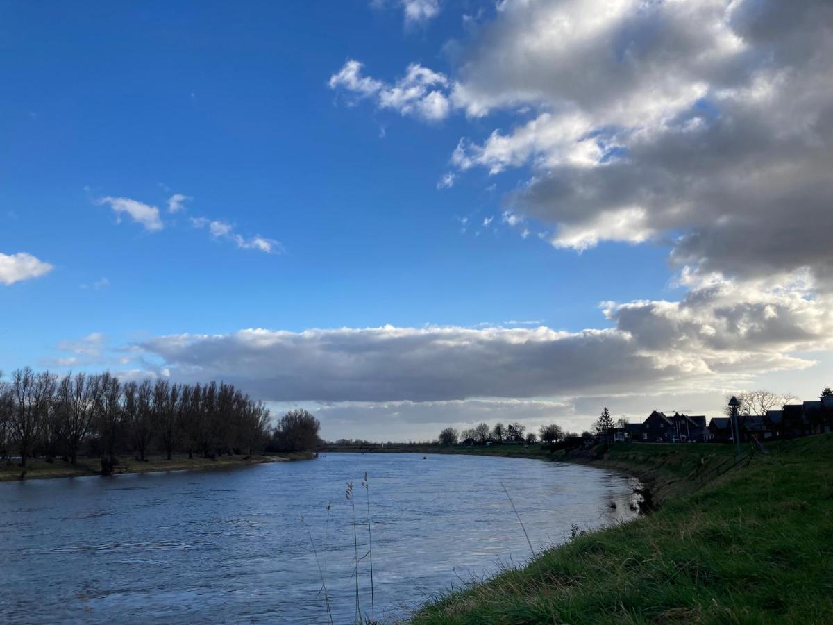Ons Maashuisje Maaseik Esterno foto